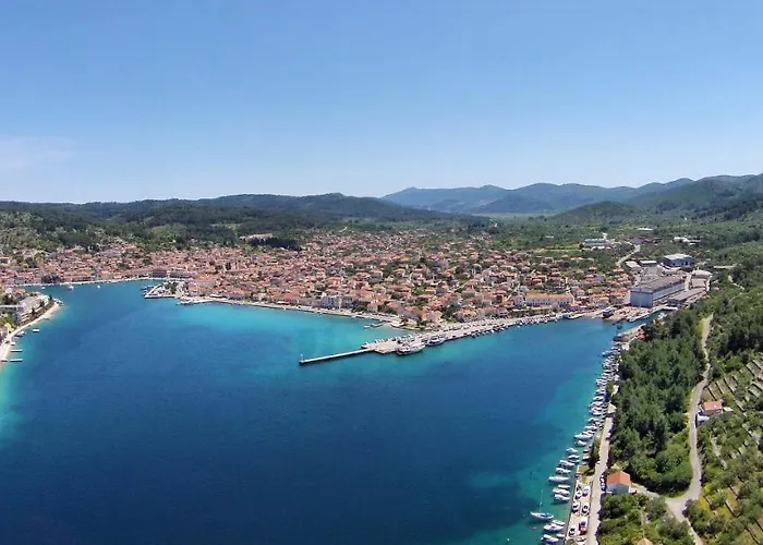 By The Sea Vela Luka, Korcula - 9243 *